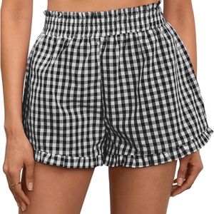 Black and White  Aoulaydo  Women's Shorts Size L-NWT